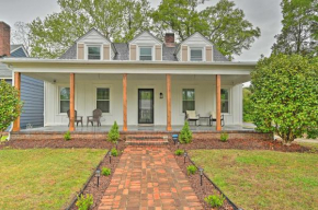 Gorgeous North Carolina Retreat with Fire Pit!